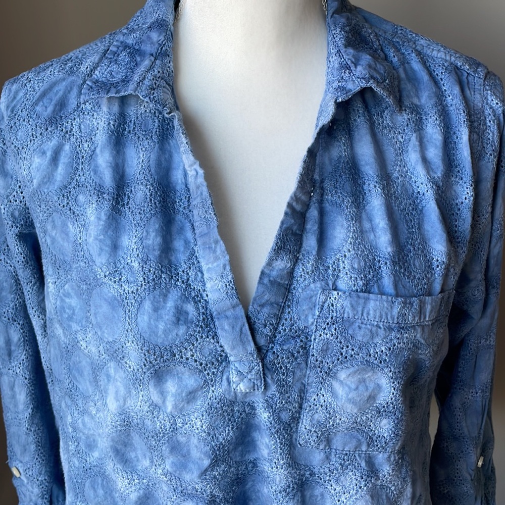Nine West Jeans Blue Embroidered Boho Popover Blouse Top Medium Cotton - Picture 3 of 8